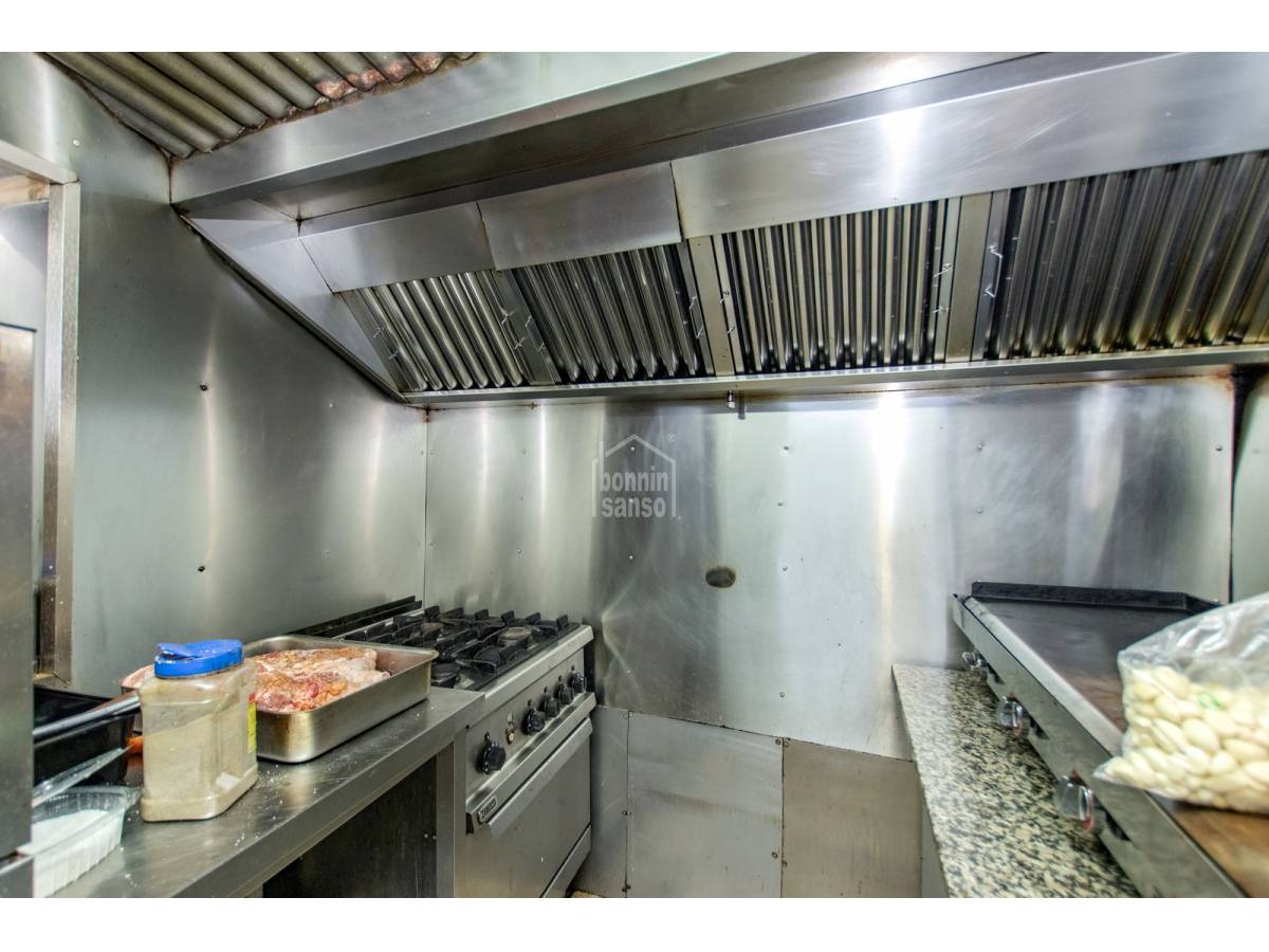 Kafejnīca / restorāns Es Castell, Menorca, Spānijā 39 m2 Nr. 76638