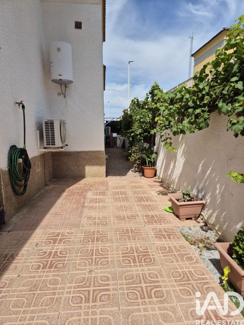 Apartment in Santa Pola, Alicante, Spain 3 bedrooms, 71 sq.m. No. 195753
