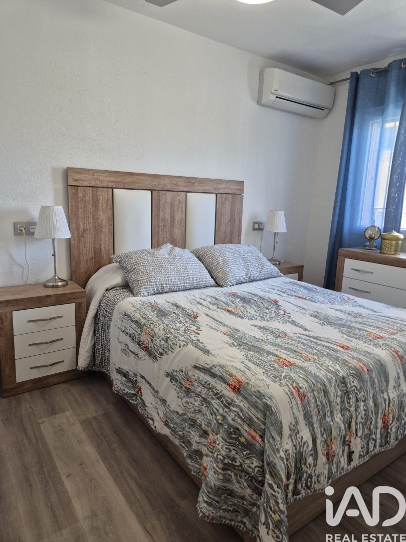 Apartment in Santa Pola, Alicante, Spain 3 bedrooms, 71 sq.m. No. 195753