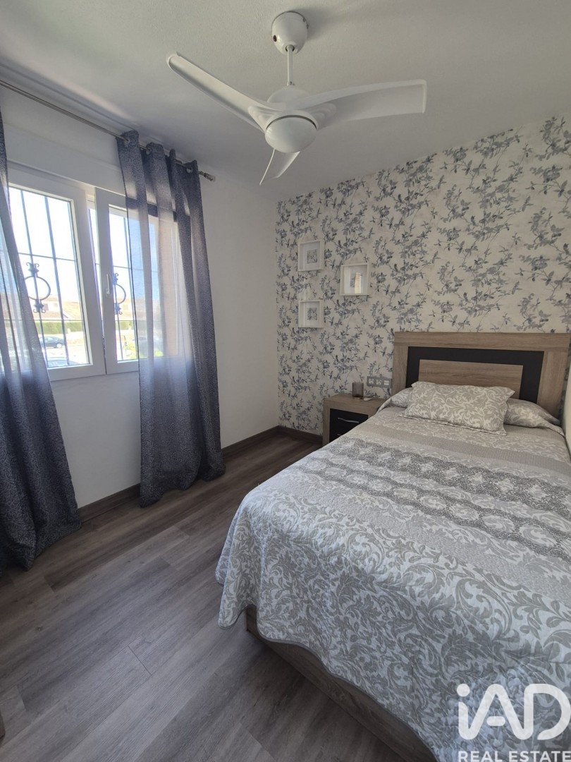 Apartment in Santa Pola, Alicante, Spain 3 bedrooms, 71 sq.m. No. 195753