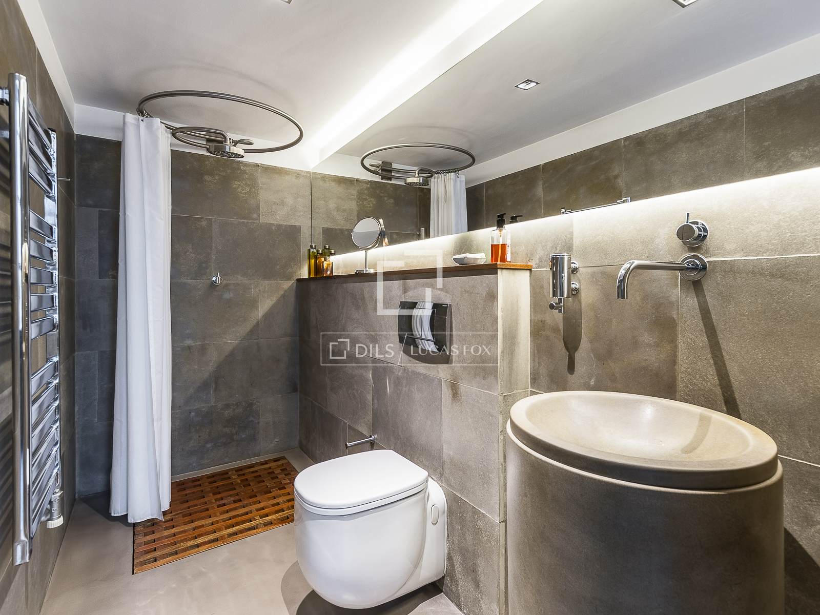 Huoneisto Barcelona, Espanja 2 makuuhuonetta, 162 m2 No. 192775