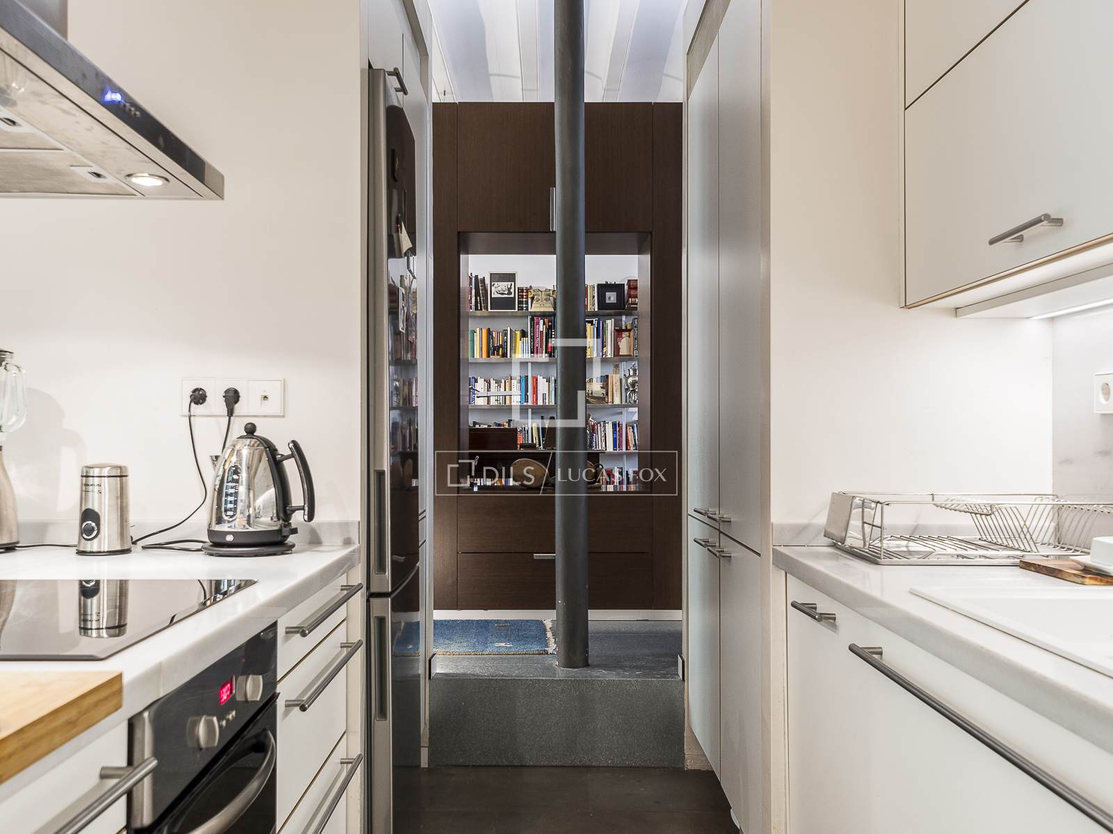 Huoneisto Barcelona, Espanja 2 makuuhuonetta, 162 m2 No. 192775