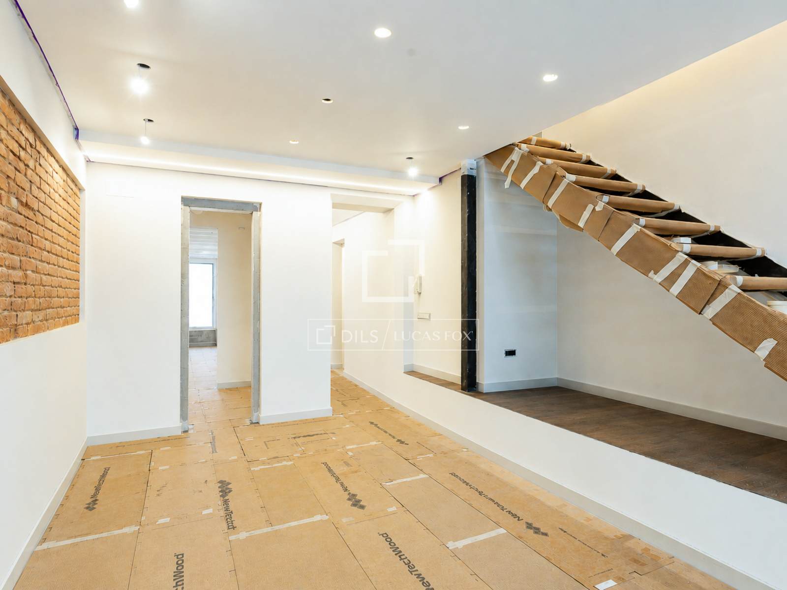 Dzīvoklis Barcelona, Spānijā 3 istabas, 132 m2 Nr. 192774