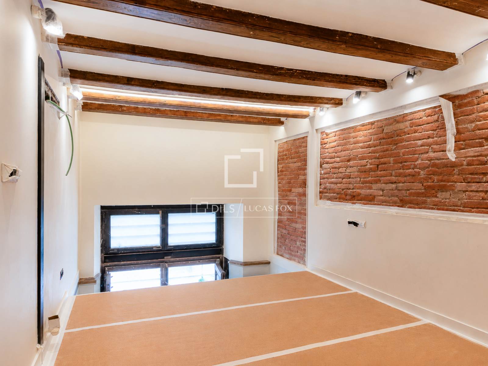 Dzīvoklis Barcelona, Spānijā 3 istabas, 132 m2 Nr. 192774