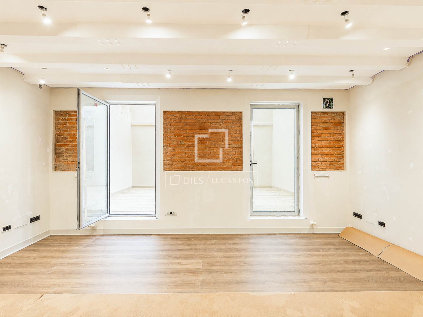 Dzīvoklis Barcelona, Spānijā 3 istabas, 132 m2 Nr. 192774