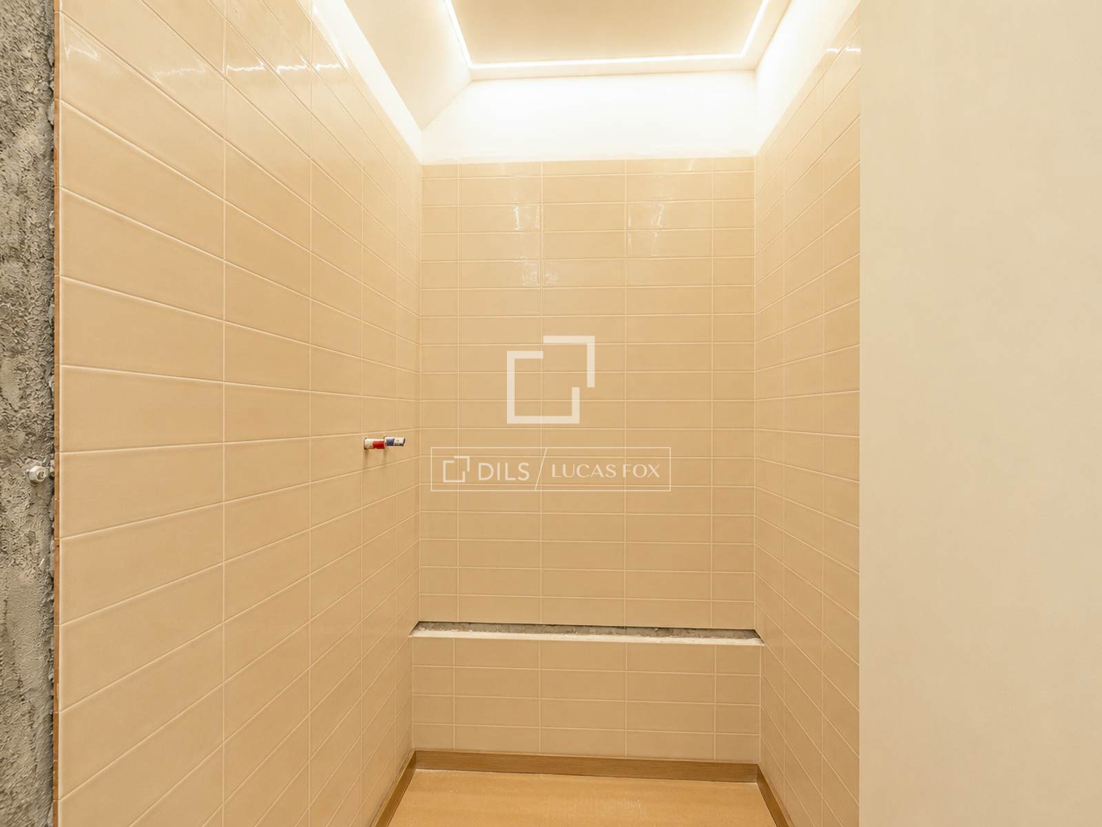 Dzīvoklis Barcelona, Spānijā 3 istabas, 132 m2 Nr. 192774