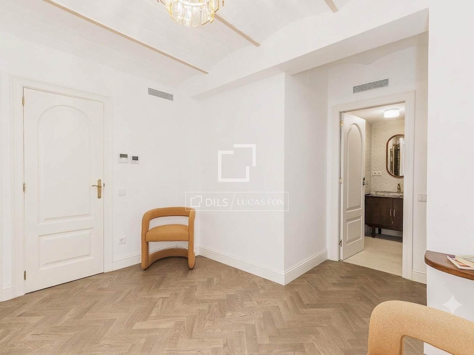 Apartamento en Barcelona, España 3 dormitorios, 119 m2 No. 192776