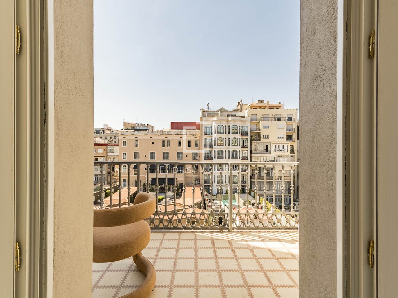Apartamento en Barcelona, España 3 dormitorios, 119 m2 No. 192776