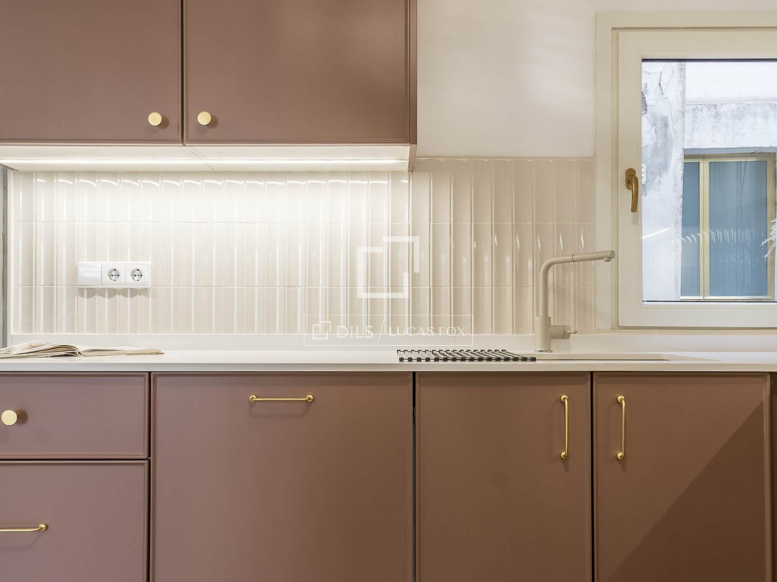 Apartamento en Barcelona, España 3 dormitorios, 119 m2 No. 192776