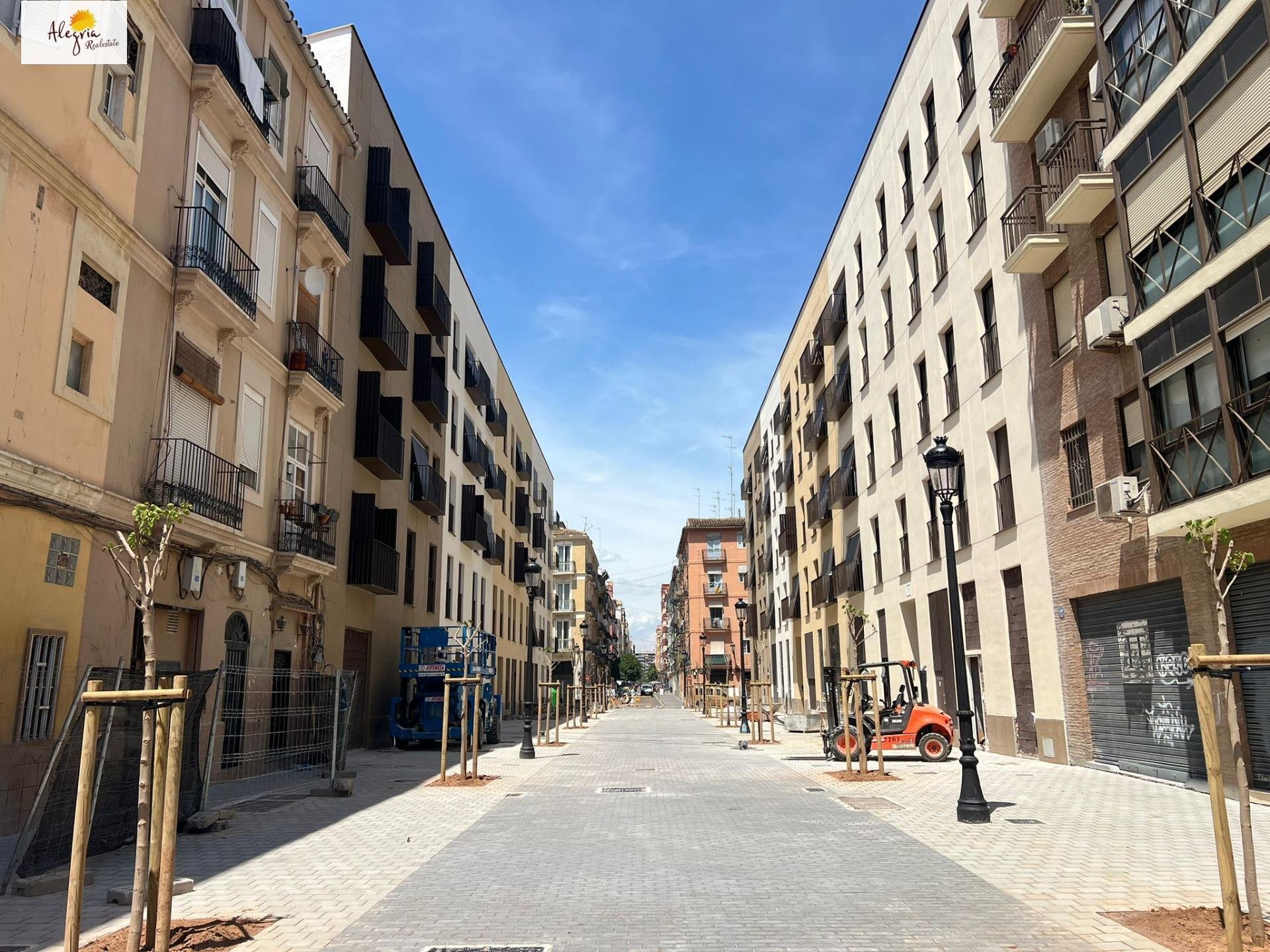 Apartment in Valencia, Spain 2 bedrooms, 118 sq.m. No. 168008