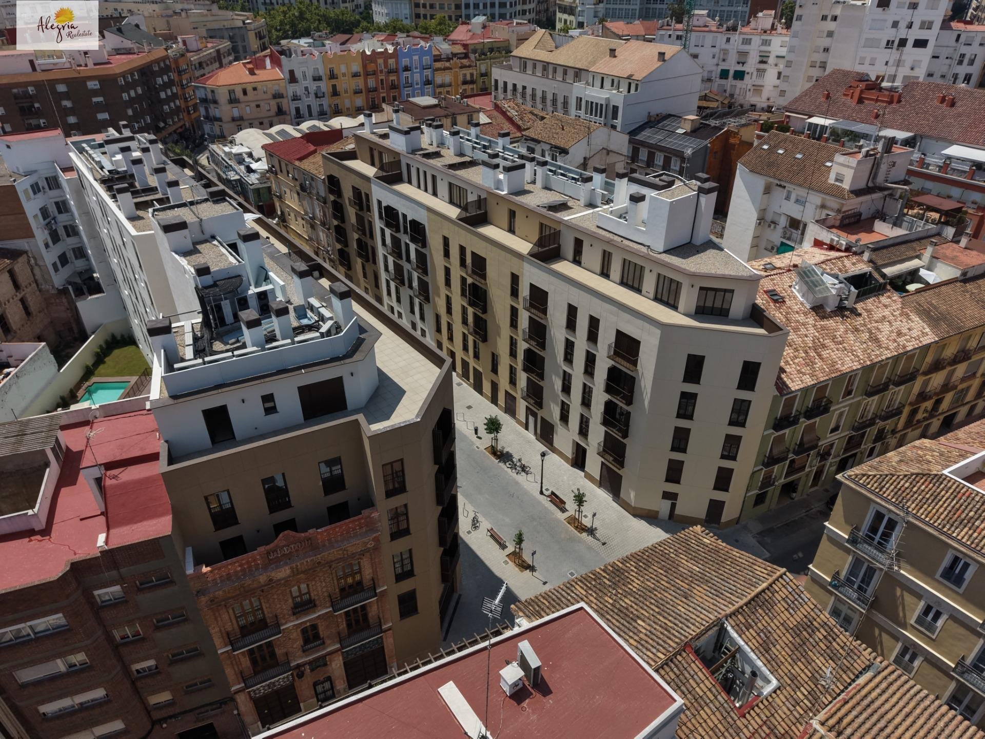 Apartment in Valencia, Spain 2 bedrooms, 118 sq.m. No. 168008