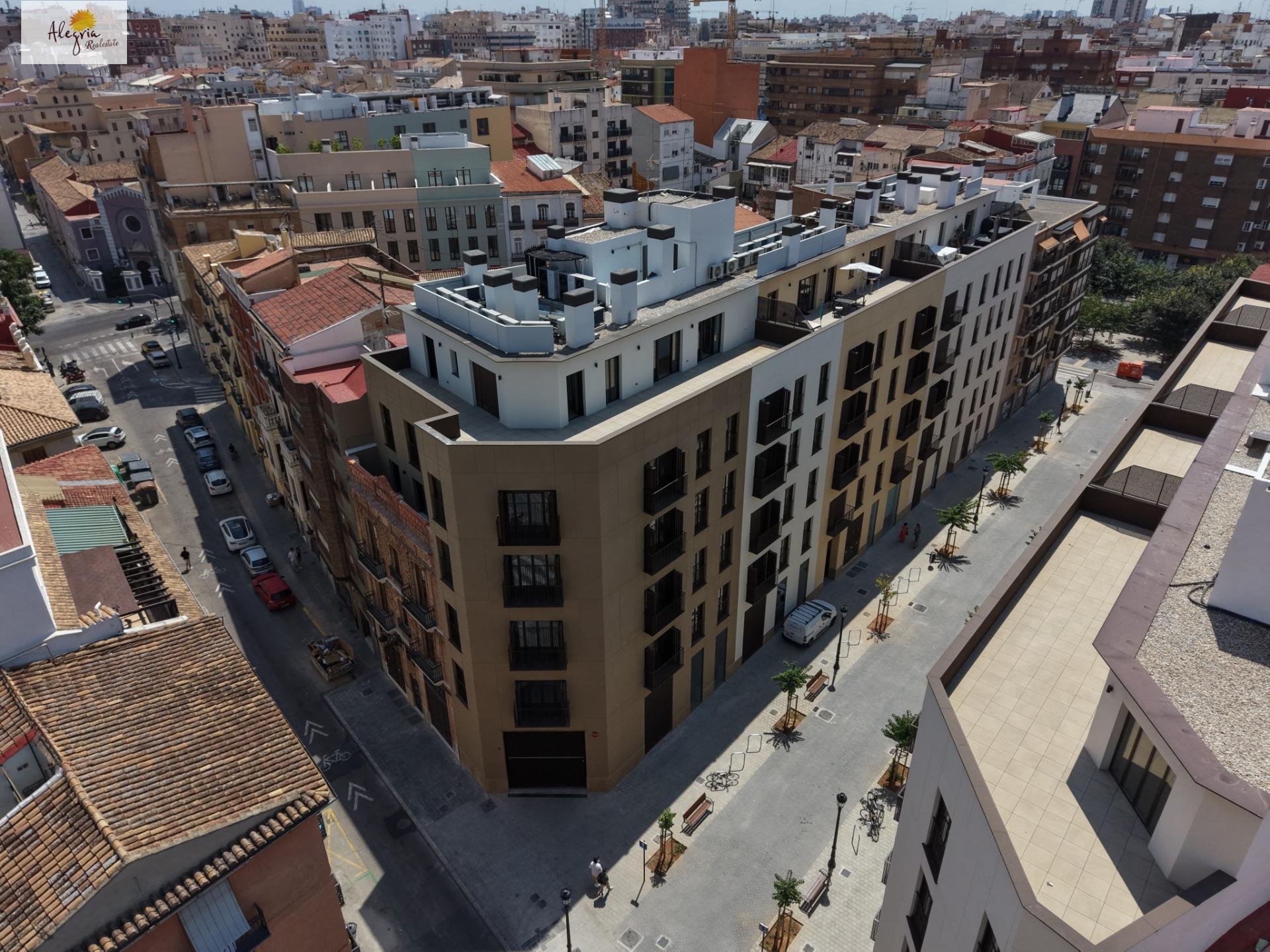 Apartment in Valencia, Spain 2 bedrooms, 118 sq.m. No. 168008