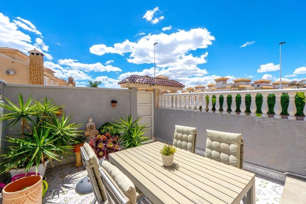 House in Torrevieja, Alicante, Spain 2 bedrooms, 79 sq.m. No. 168010