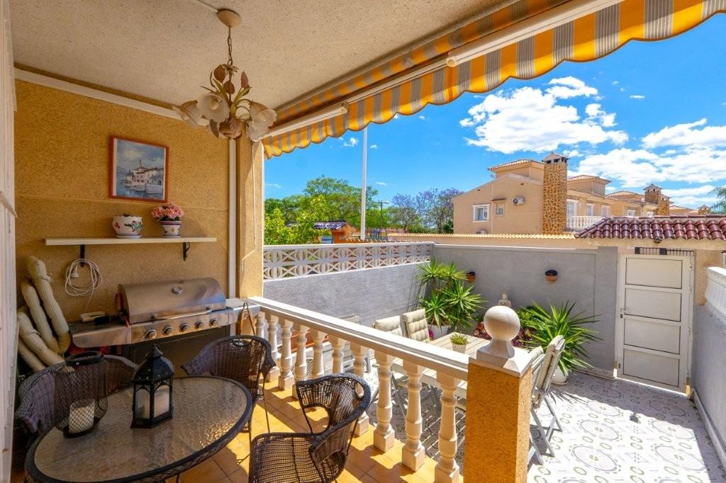 House in Torrevieja, Alicante, Spain 2 bedrooms, 79 sq.m. No. 168010