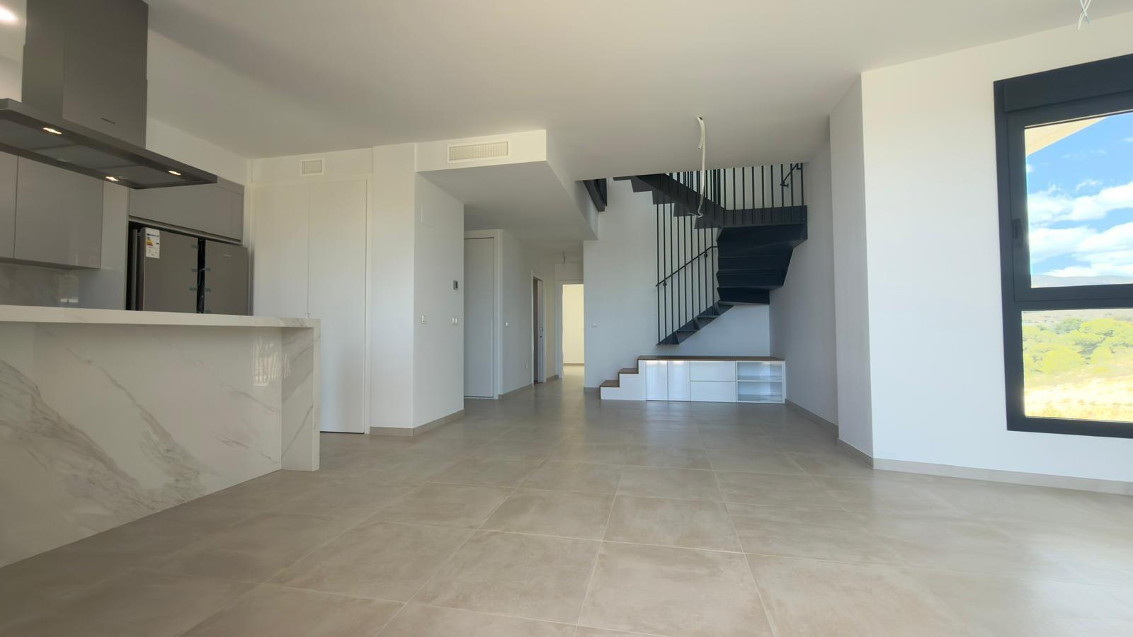 Attico a Villajoyosa, Alicante, Spagna 3 camere da letto, 226 mq. N° 168014