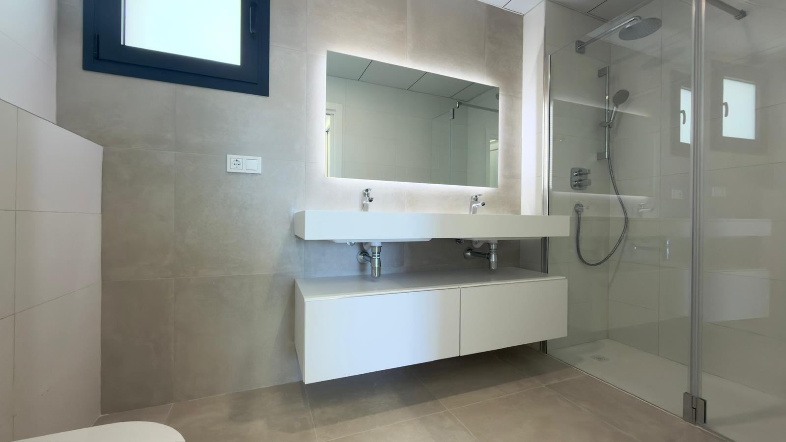Attico a Villajoyosa, Alicante, Spagna 3 camere da letto, 226 mq. N° 168014