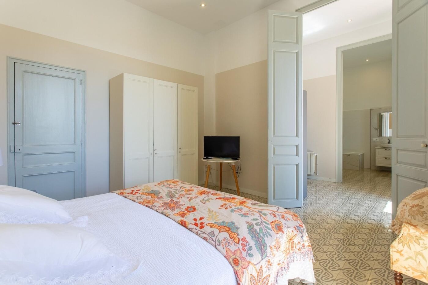 House in Argentona, Barcelona, Spain 5 bedrooms,  No. 140775