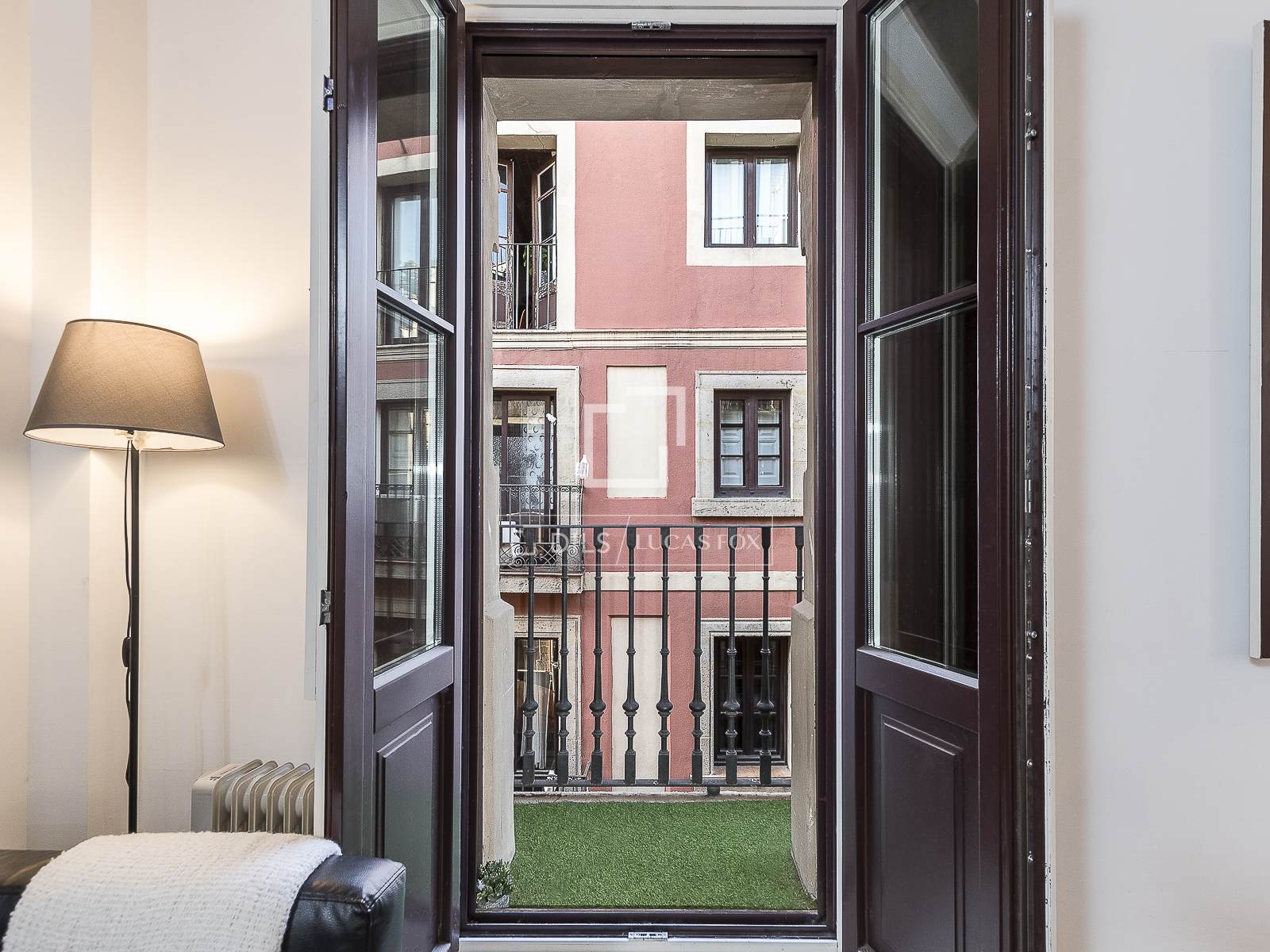 Apartamento en Barcelona, España 2 dormitorios, 87 m2 No. 150395