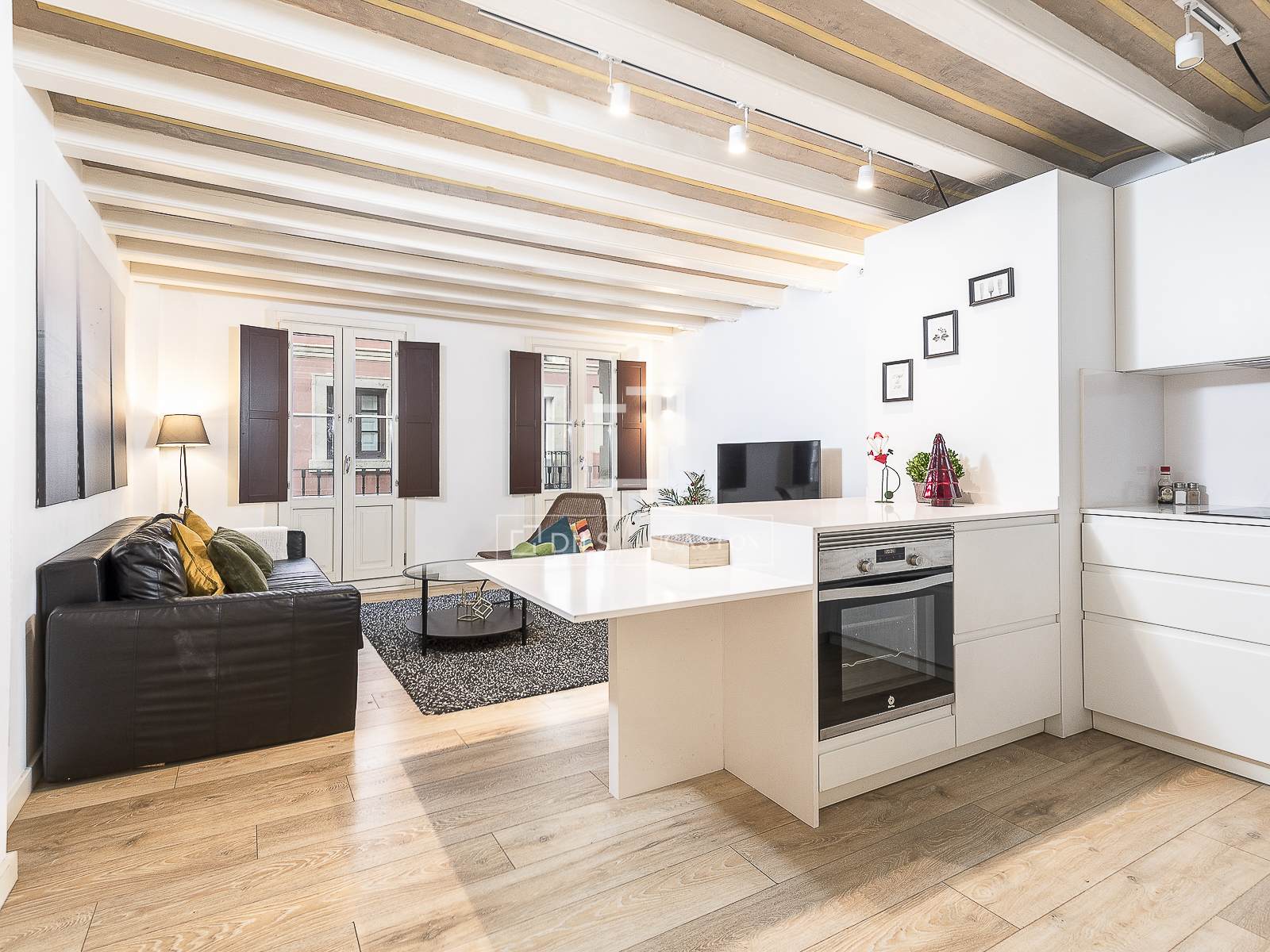 Apartamento en Barcelona, España 2 dormitorios, 87 m2 No. 150395