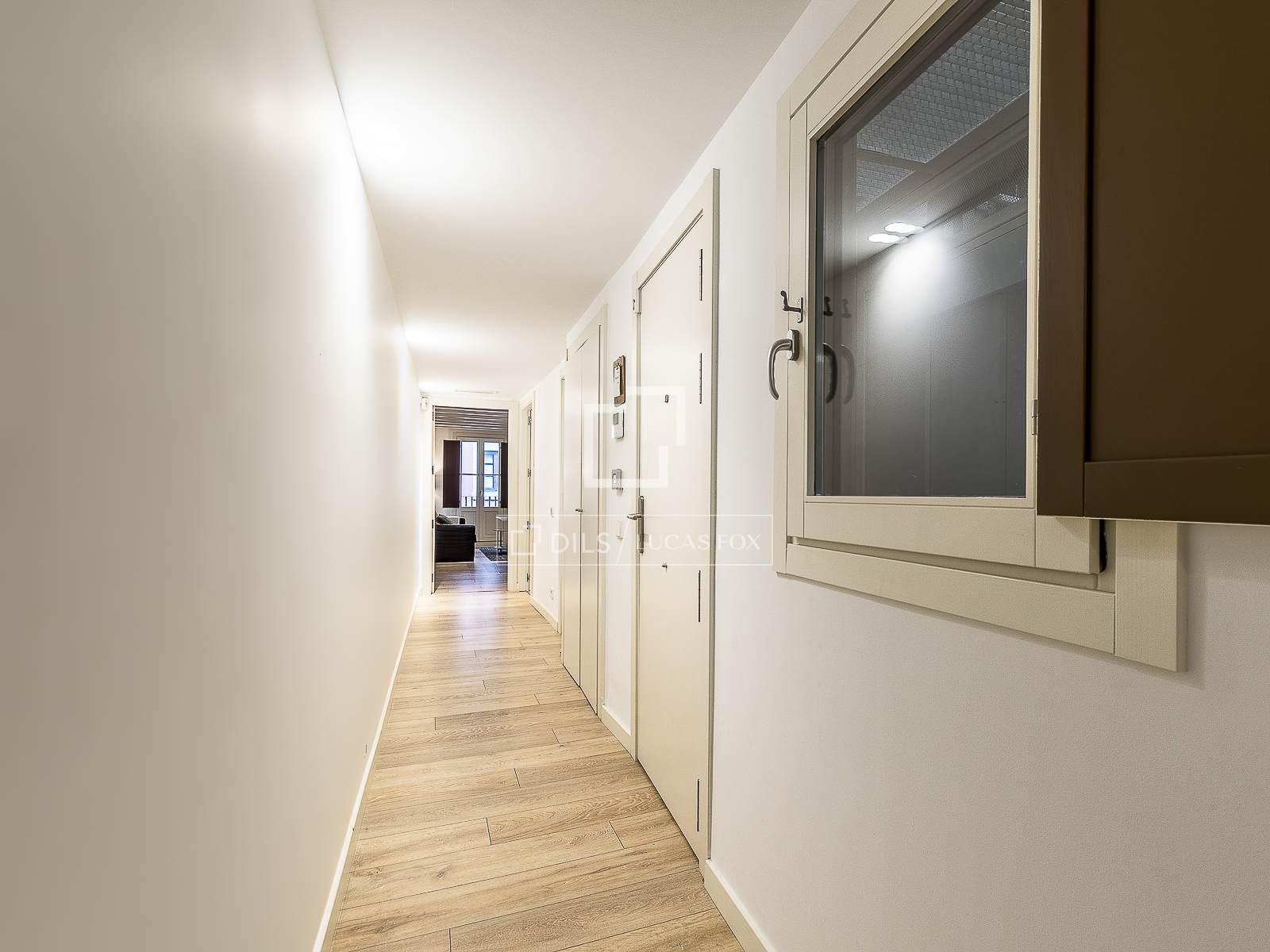 Apartamento en Barcelona, España 2 dormitorios, 87 m2 No. 150395