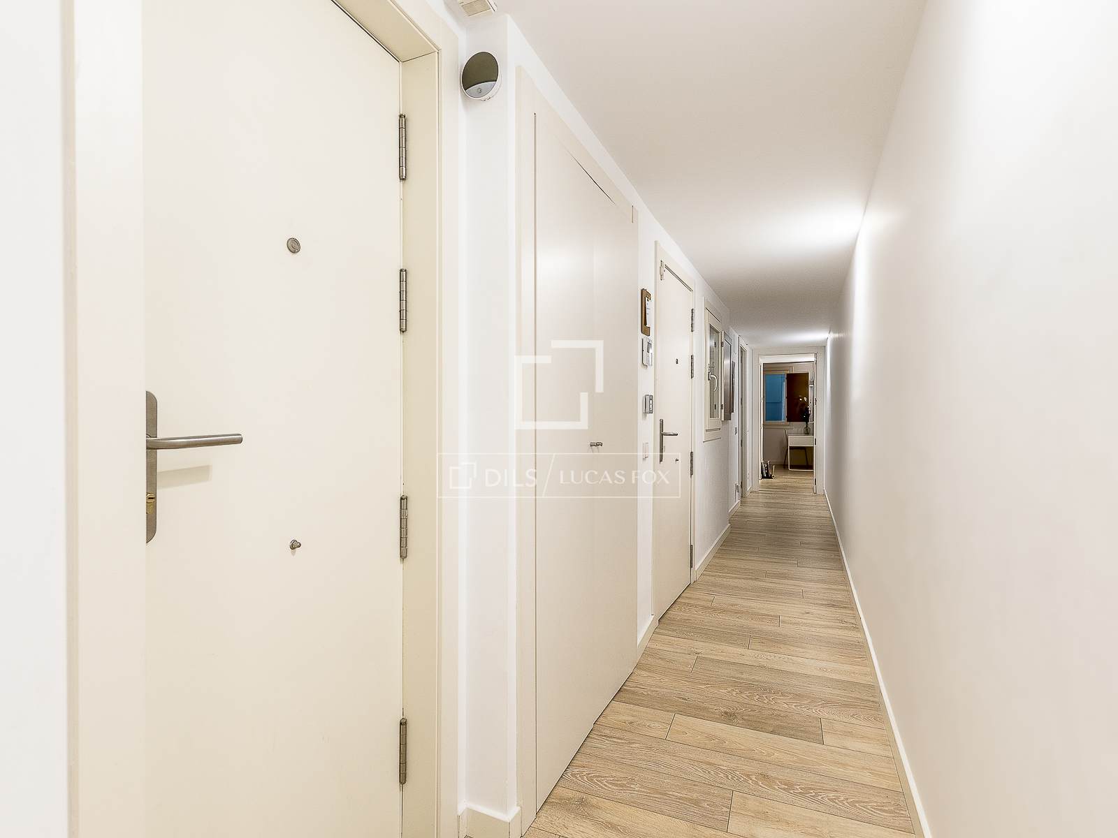 Apartamento en Barcelona, España 2 dormitorios, 87 m2 No. 150395