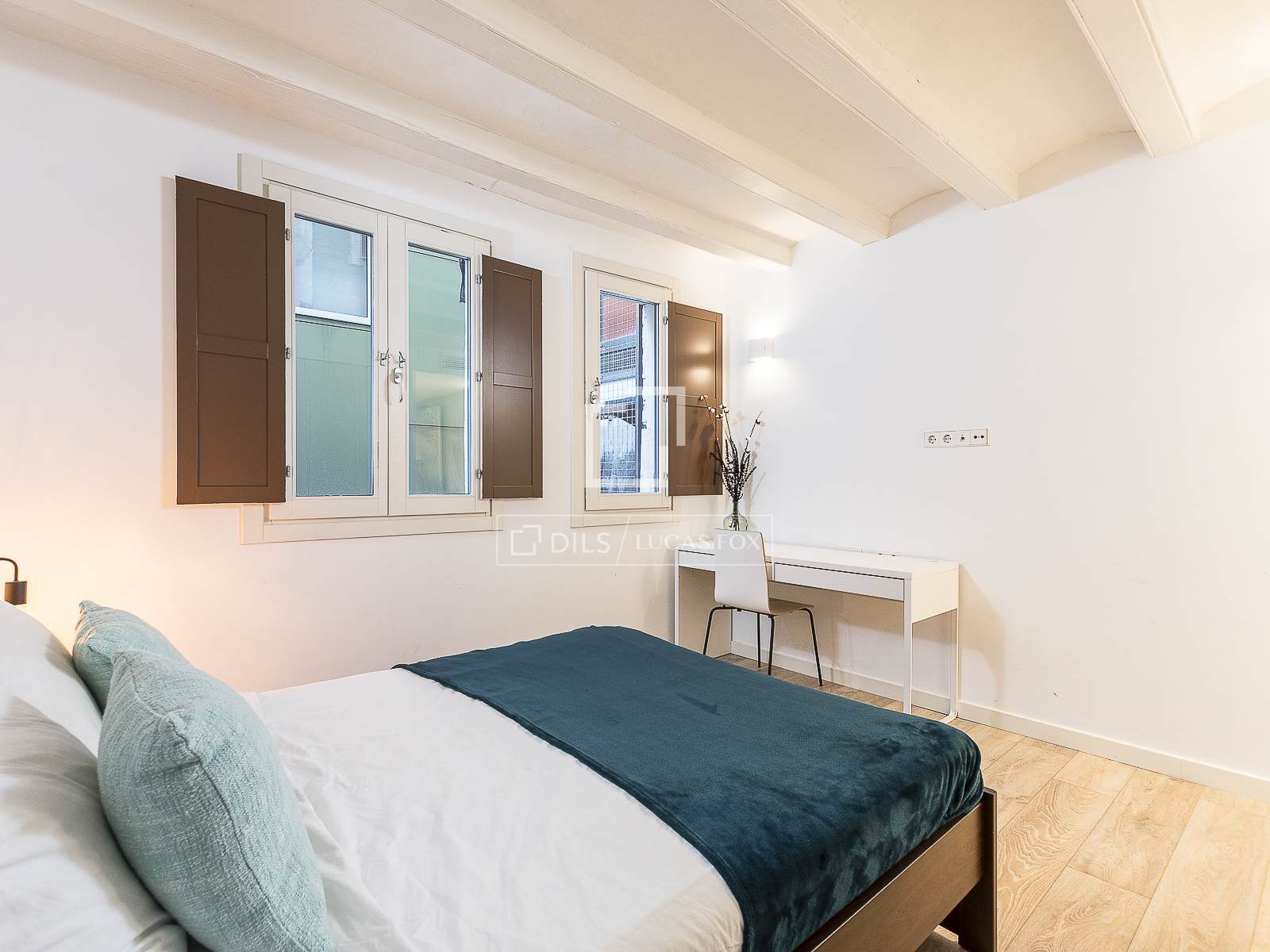 Apartamento en Barcelona, España 2 dormitorios, 87 m2 No. 150395