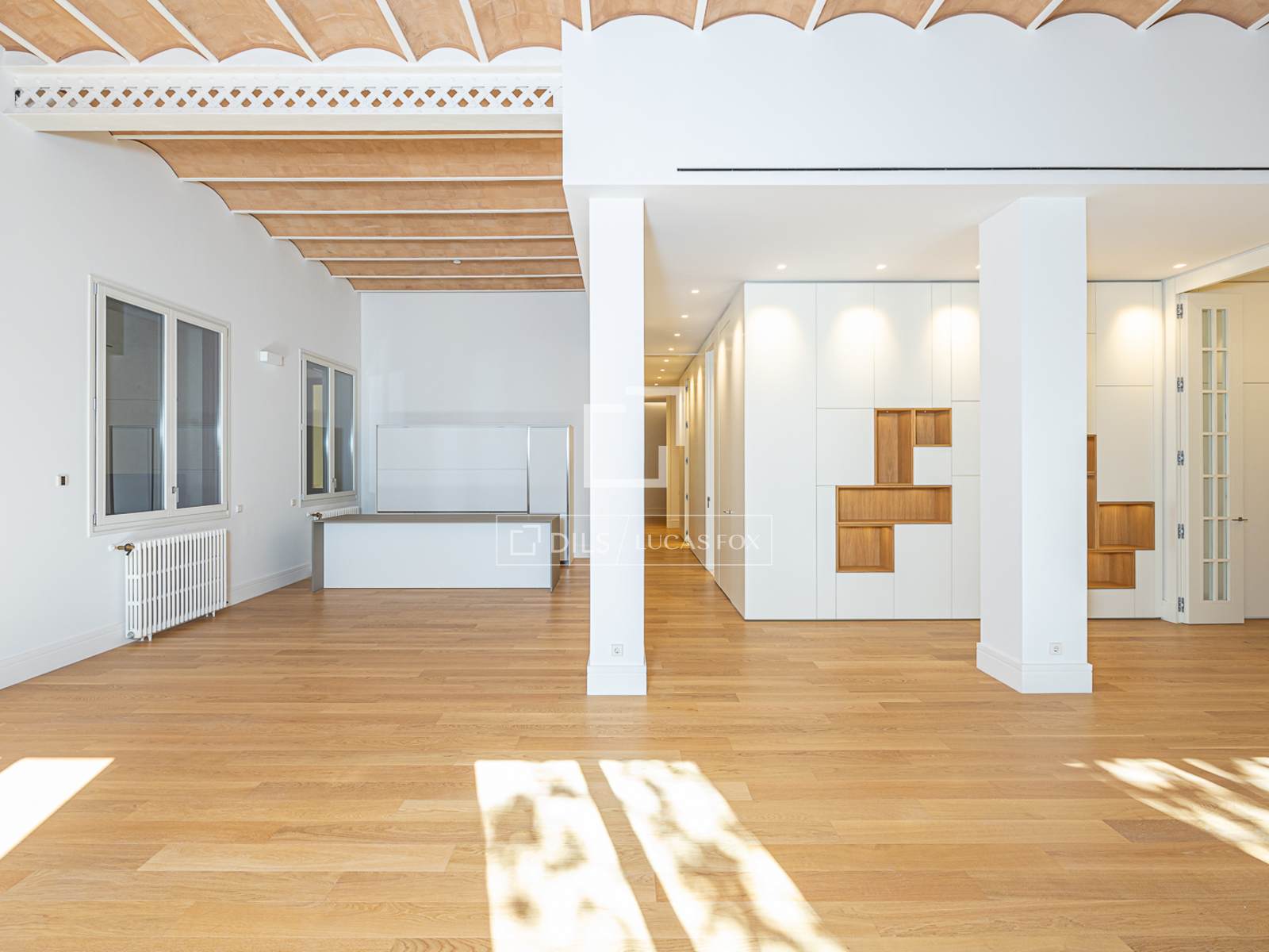 Huoneisto Barcelona, Espanja 3 makuuhuonetta, 232 m2 No. 150926