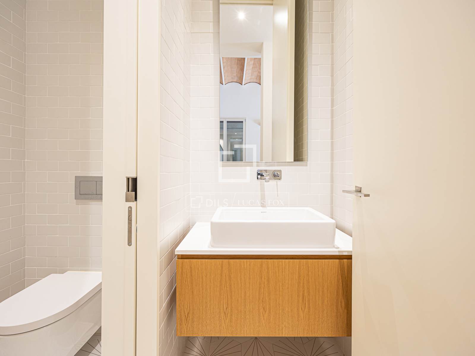 Huoneisto Barcelona, Espanja 3 makuuhuonetta, 232 m2 No. 150926