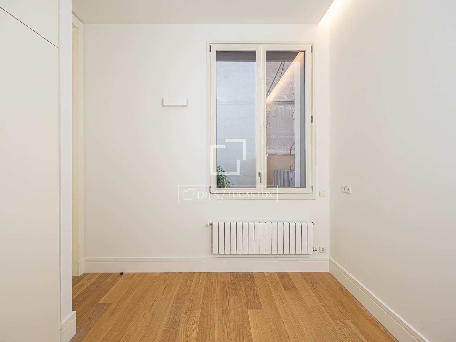 Huoneisto Barcelona, Espanja 3 makuuhuonetta, 232 m2 No. 150926