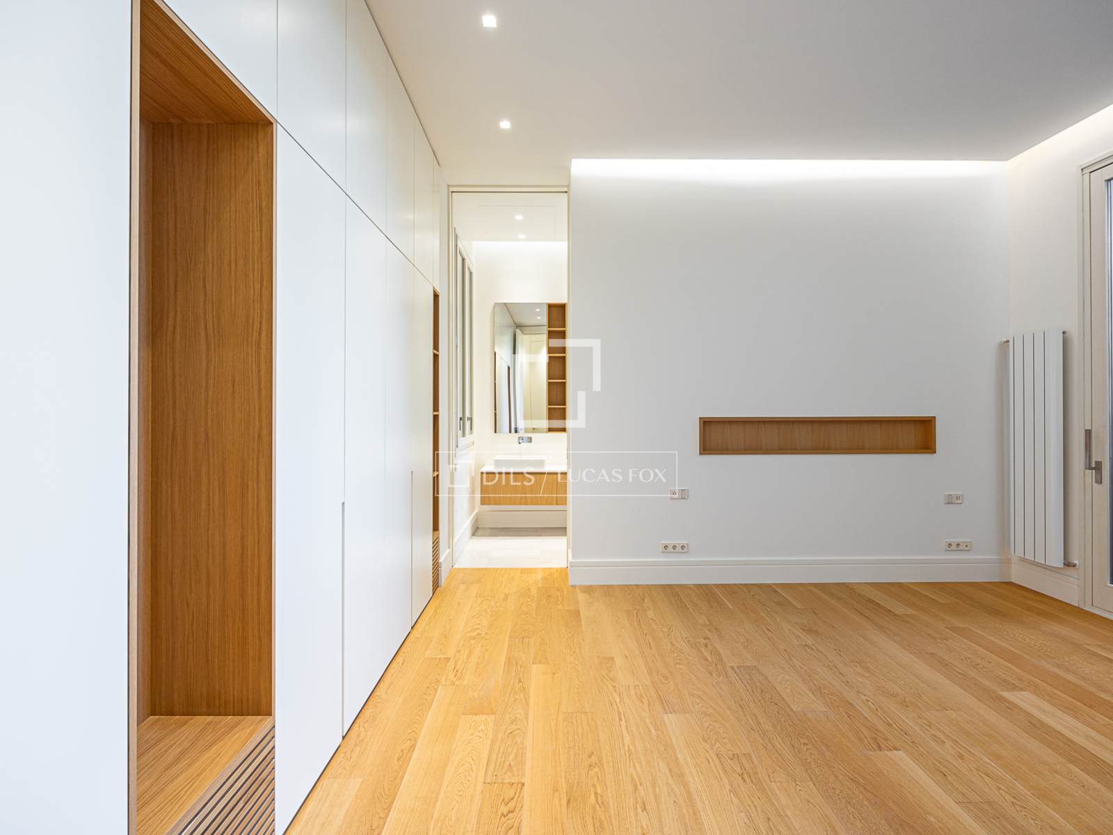 Huoneisto Barcelona, Espanja 3 makuuhuonetta, 232 m2 No. 150926