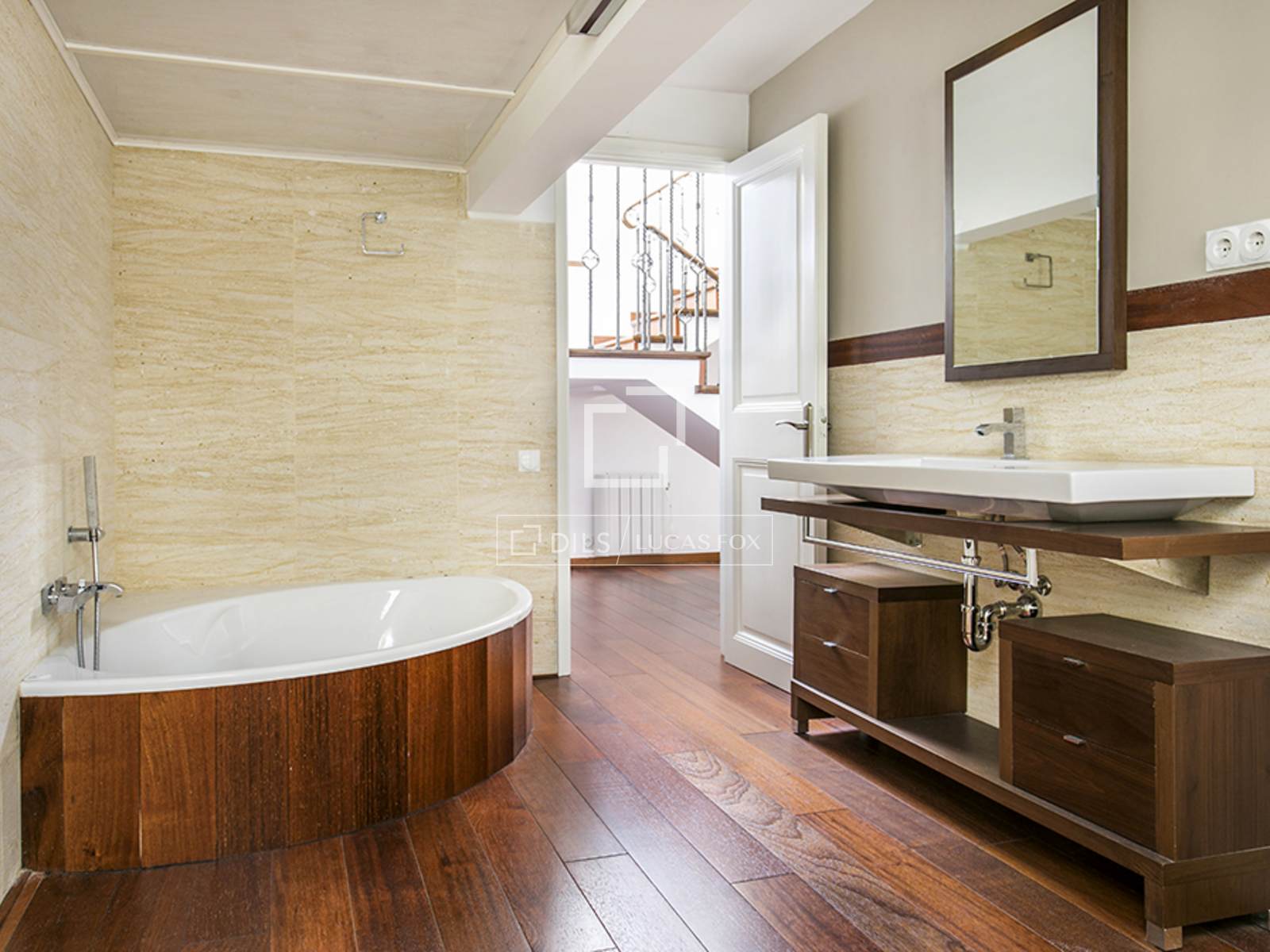 Huvila Bellaterra, Barcelona, Espanja 5 makuuhuonetta, 322 m2 No. 150928