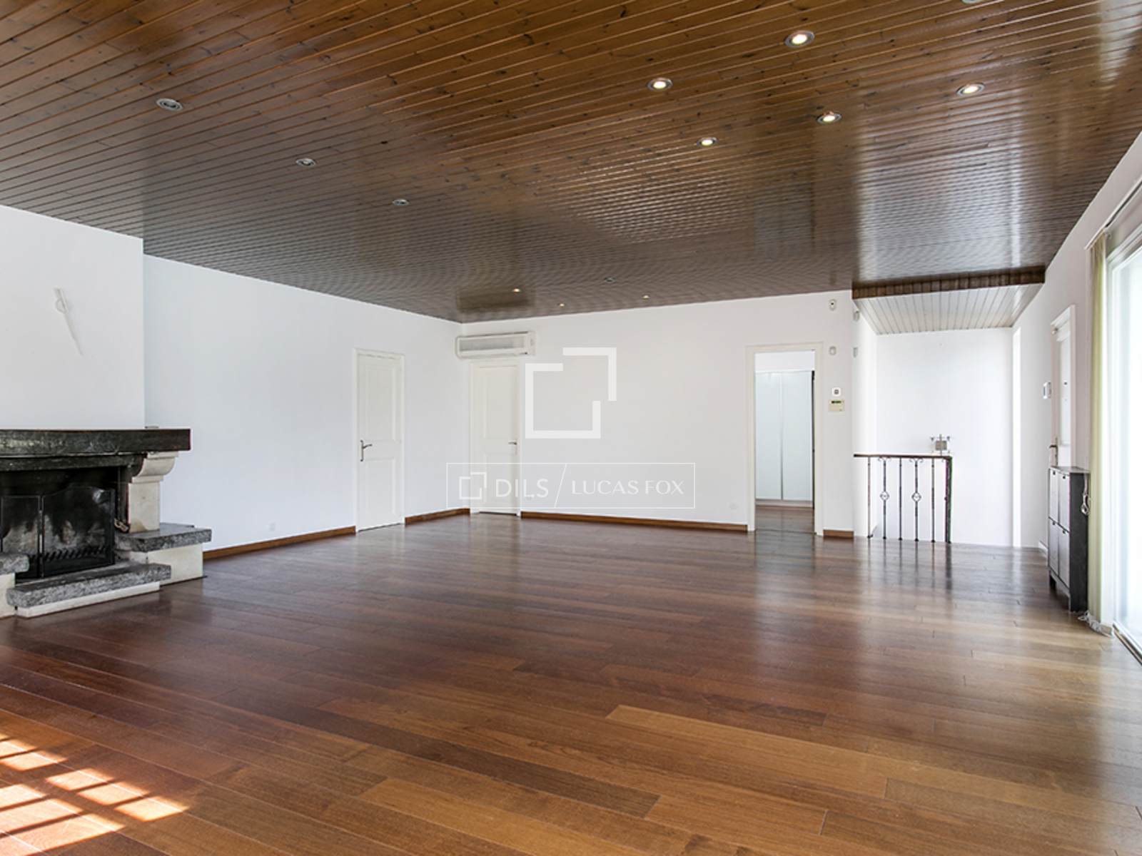 Huvila Bellaterra, Barcelona, Espanja 5 makuuhuonetta, 322 m2 No. 150928