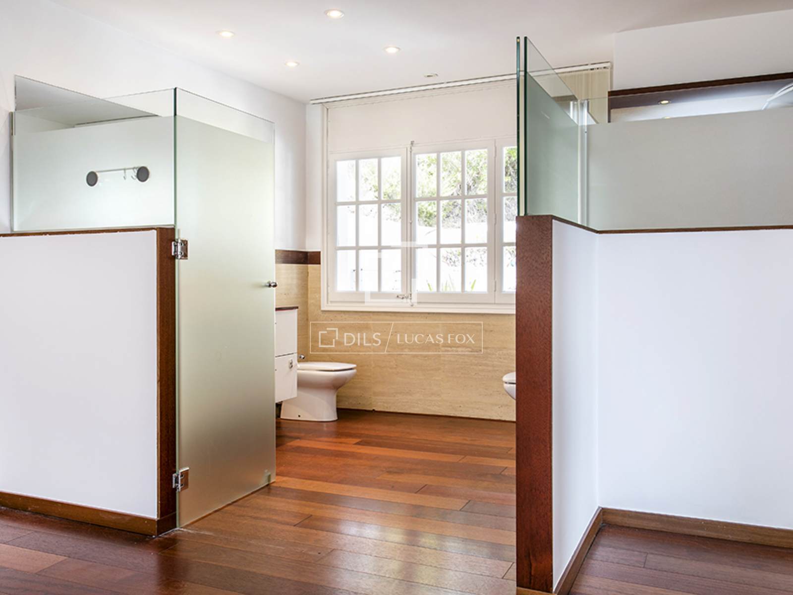 Huvila Bellaterra, Barcelona, Espanja 5 makuuhuonetta, 322 m2 No. 150928