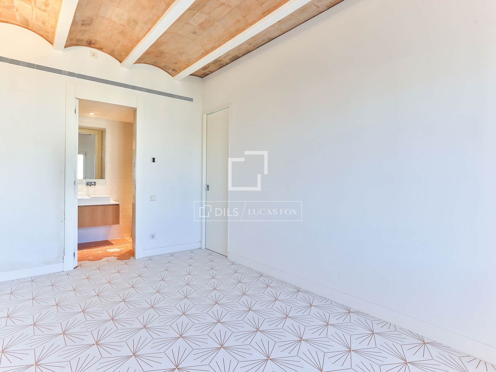 Appartamento a Barcelona, Spagna 3 camere da letto, 178 mq. N° 150925