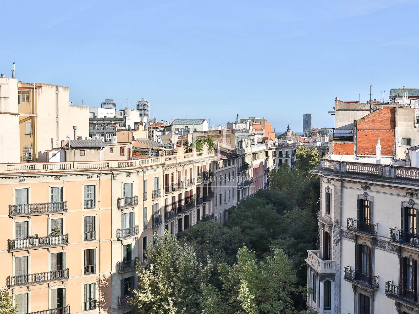 Appartamento a Barcelona, Spagna 3 camere da letto, 178 mq. N° 150925