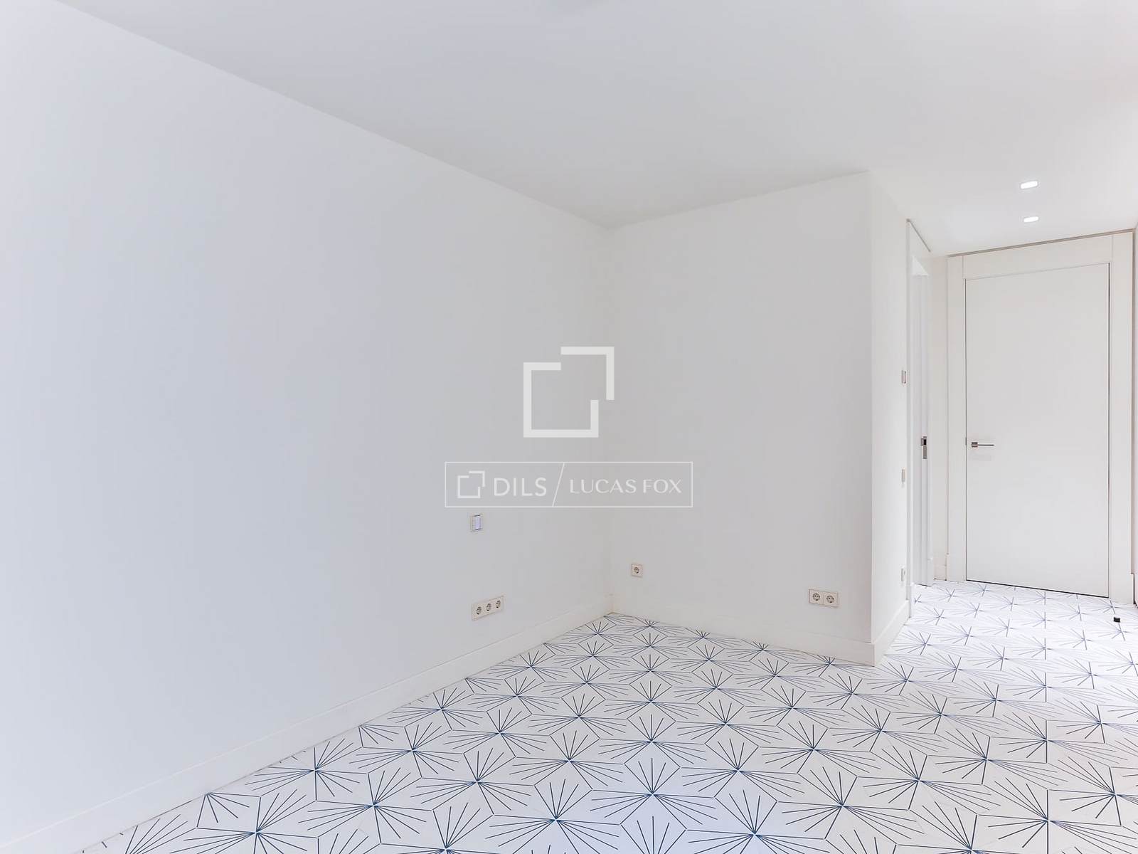 Apartamento en Barcelona, España 2 dormitorios, 151 m2 No. 150924