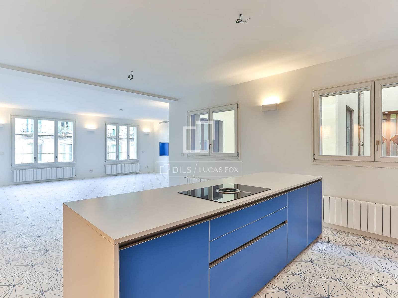 Apartamento en Barcelona, España 2 dormitorios, 151 m2 No. 150924