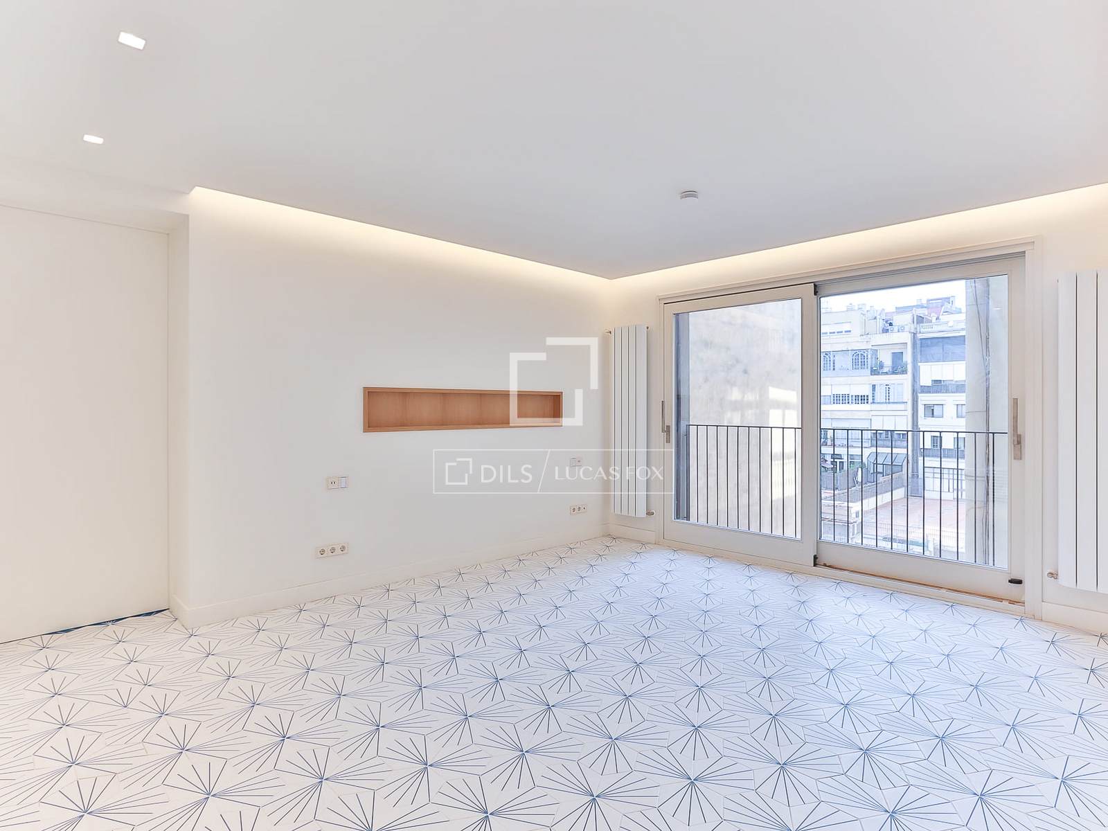 Apartamento en Barcelona, España 2 dormitorios, 151 m2 No. 150924