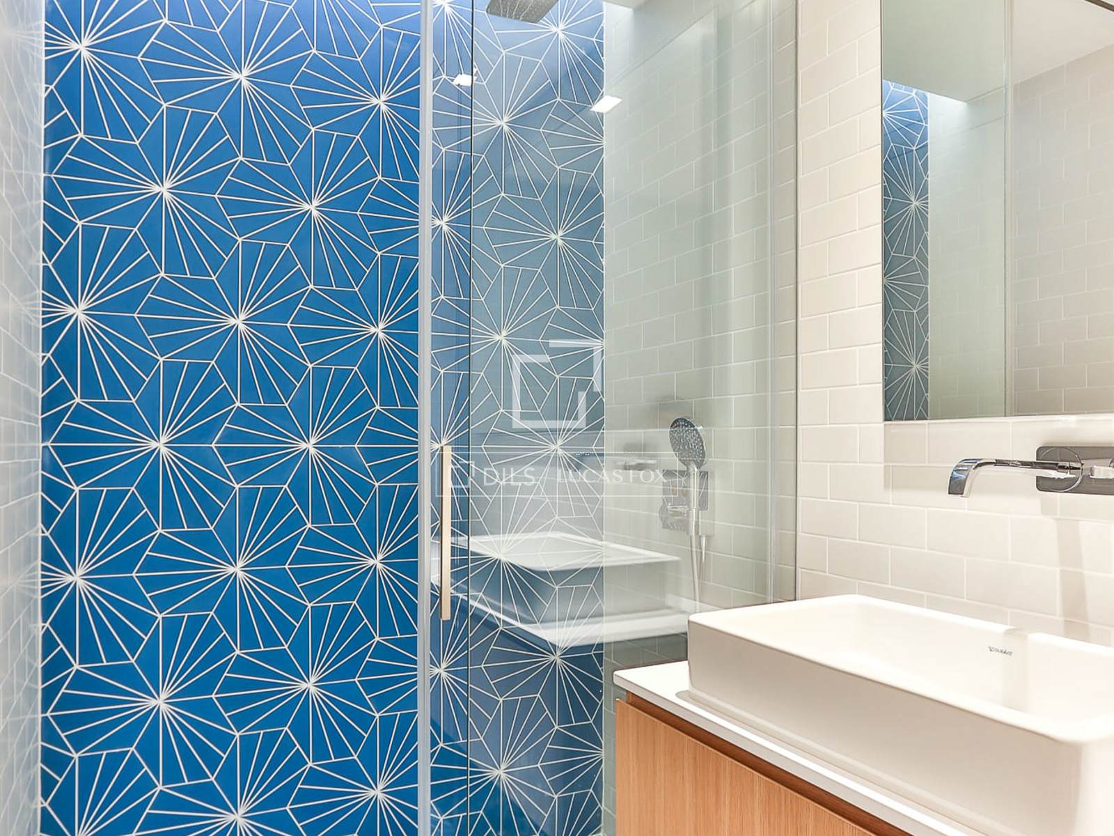 Apartamento en Barcelona, España 2 dormitorios, 151 m2 No. 150924
