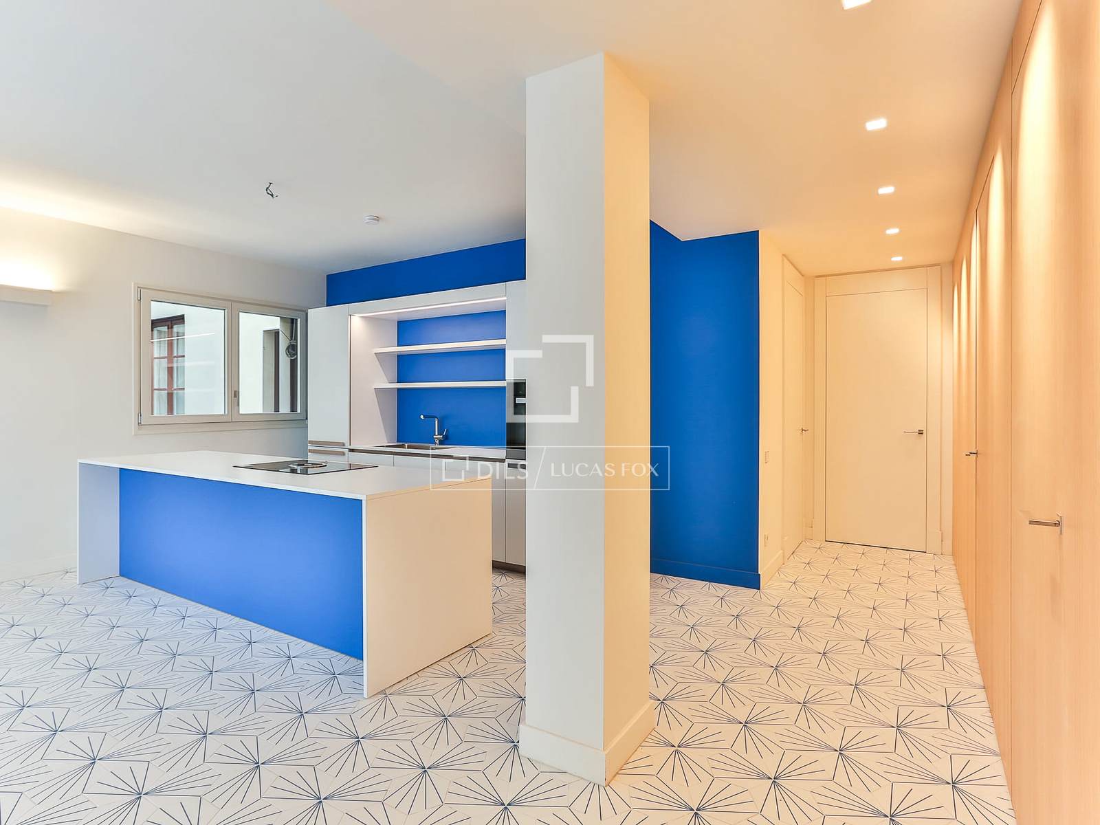 Apartamento en Barcelona, España 2 dormitorios, 151 m2 No. 150924