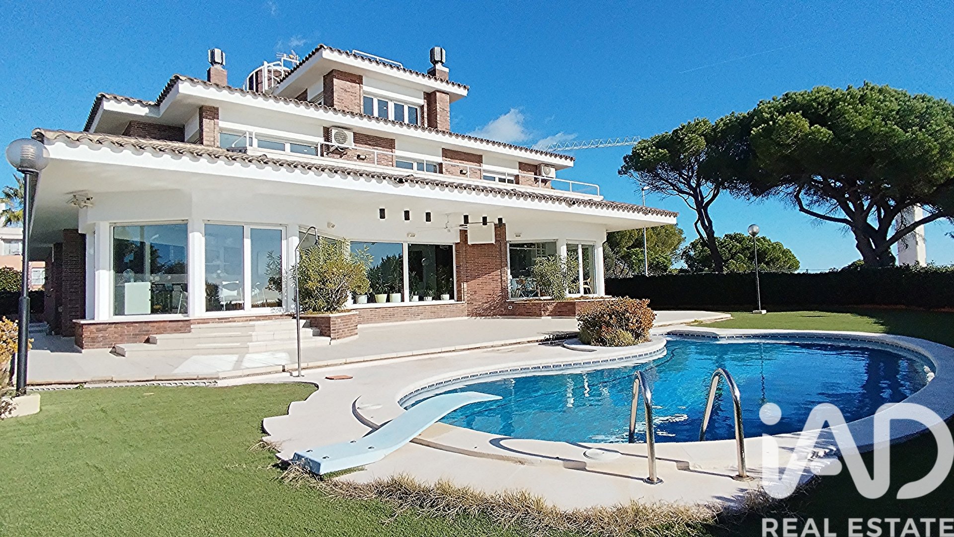 Māja Torredembarra, Tarragona, Spānijā 6 istabas, 652 m2 Nr. 152335
