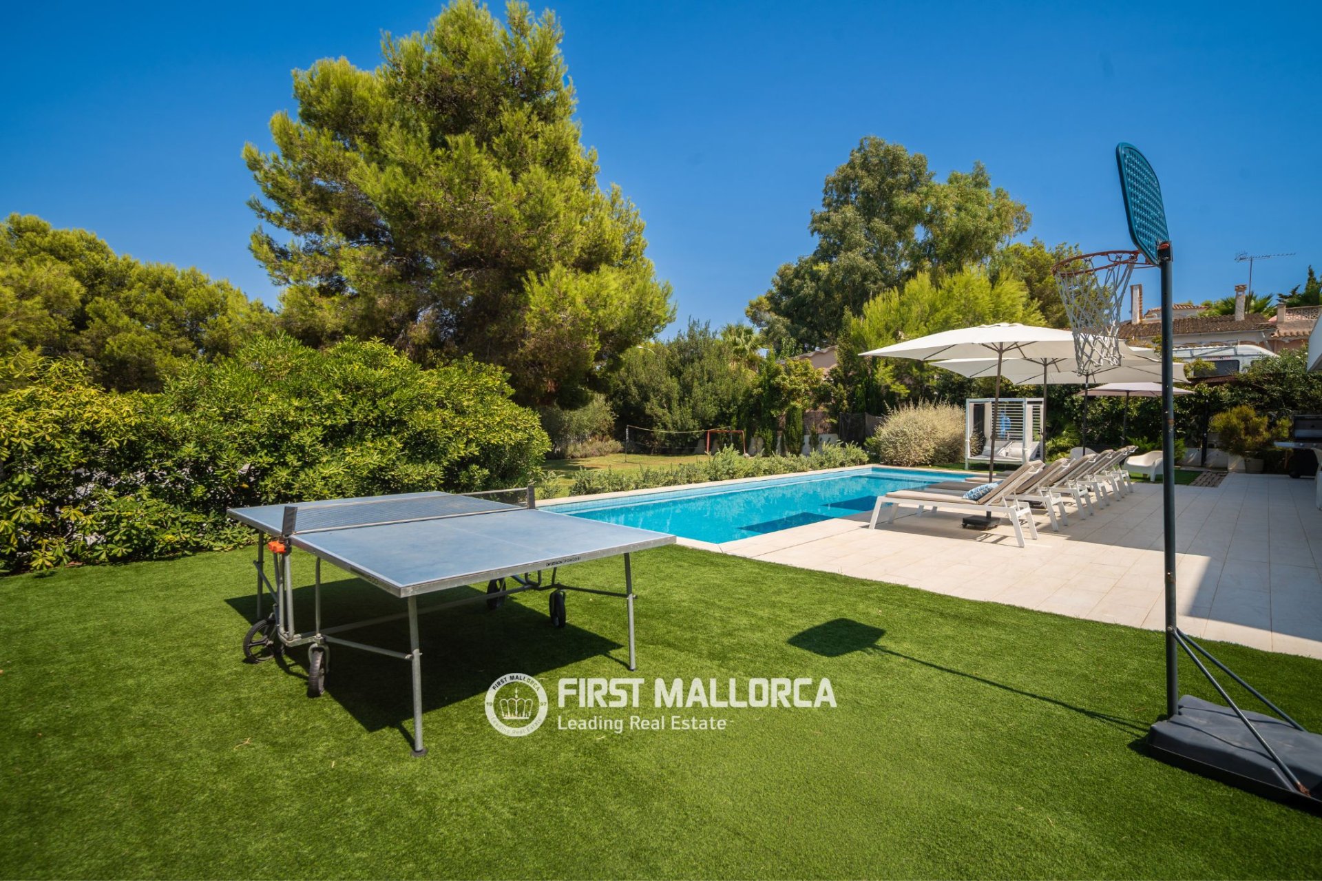 Huvila Santa Ponsa, Mallorca, Espanja 6 makuuhuonetta, 370 m2 No. 194867