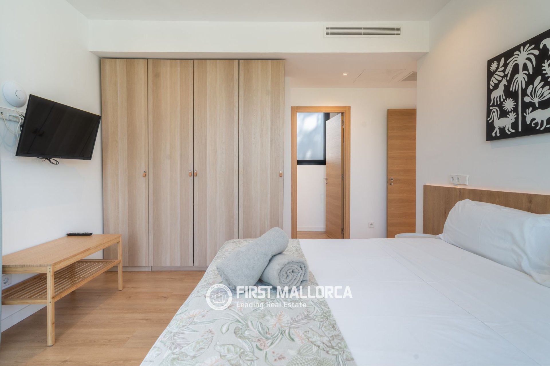 Huvila Santa Ponsa, Mallorca, Espanja 6 makuuhuonetta, 370 m2 No. 194867
