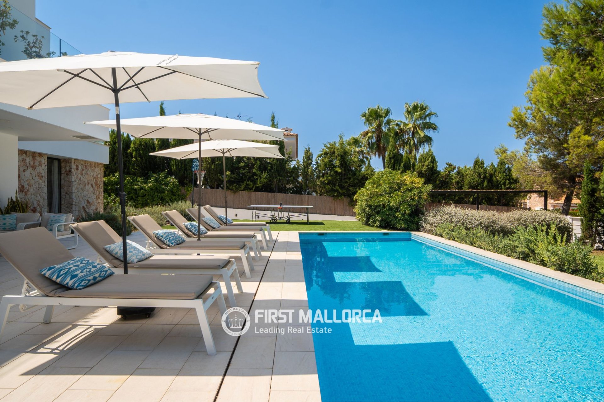 Huvila Santa Ponsa, Mallorca, Espanja 6 makuuhuonetta, 370 m2 No. 194867