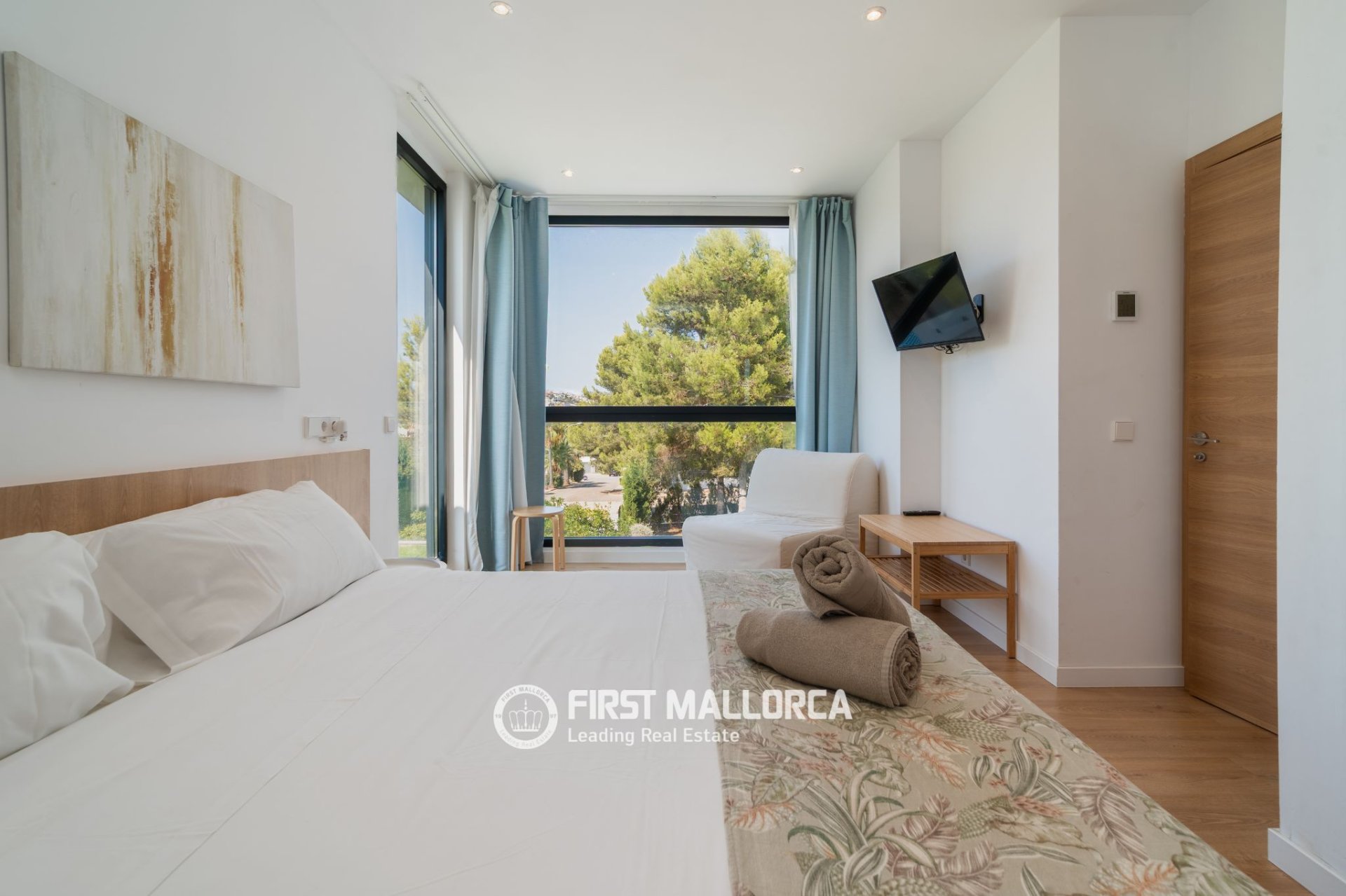 Huvila Santa Ponsa, Mallorca, Espanja 6 makuuhuonetta, 370 m2 No. 194867