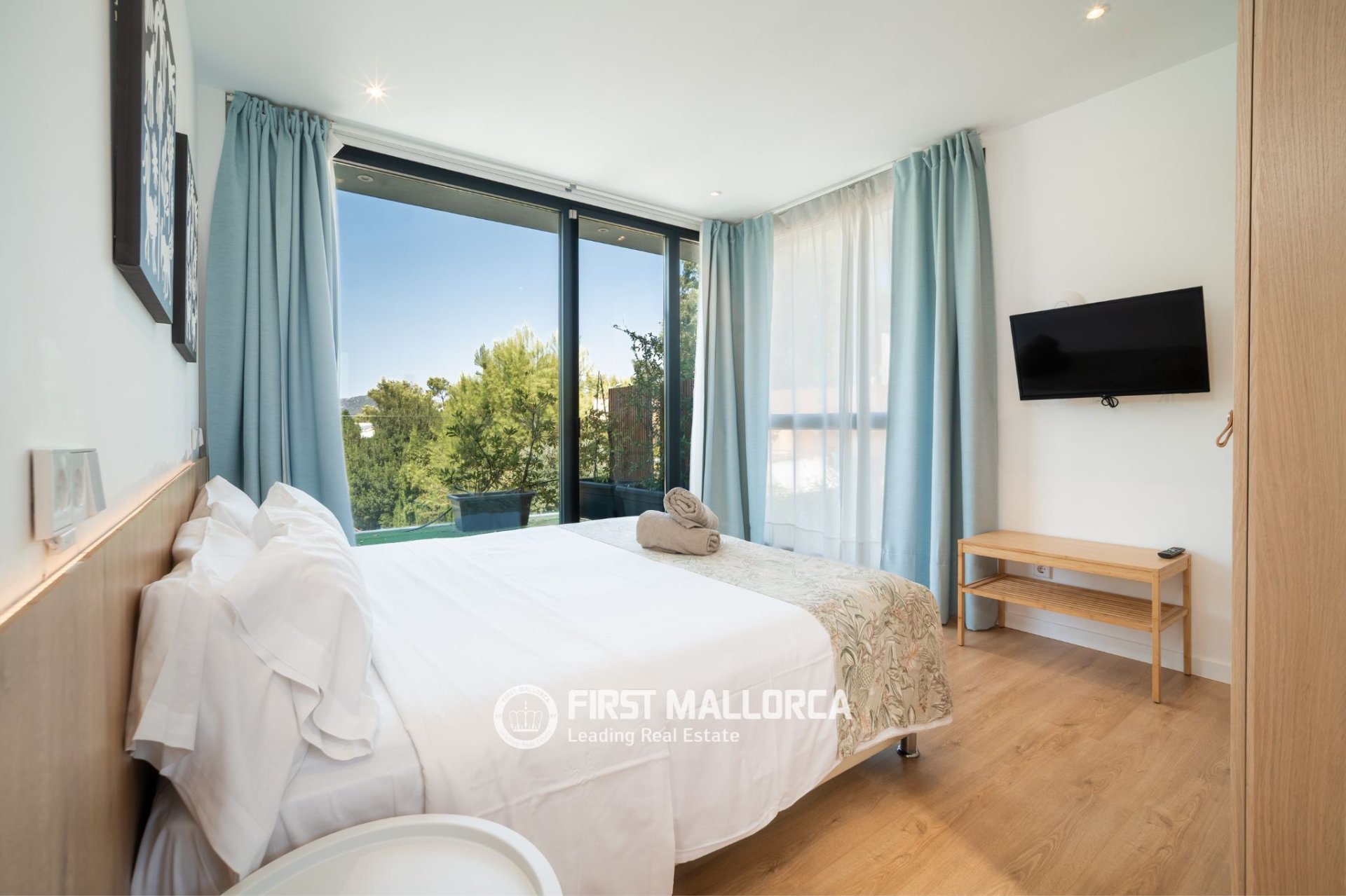 Huvila Santa Ponsa, Mallorca, Espanja 6 makuuhuonetta, 370 m2 No. 194867