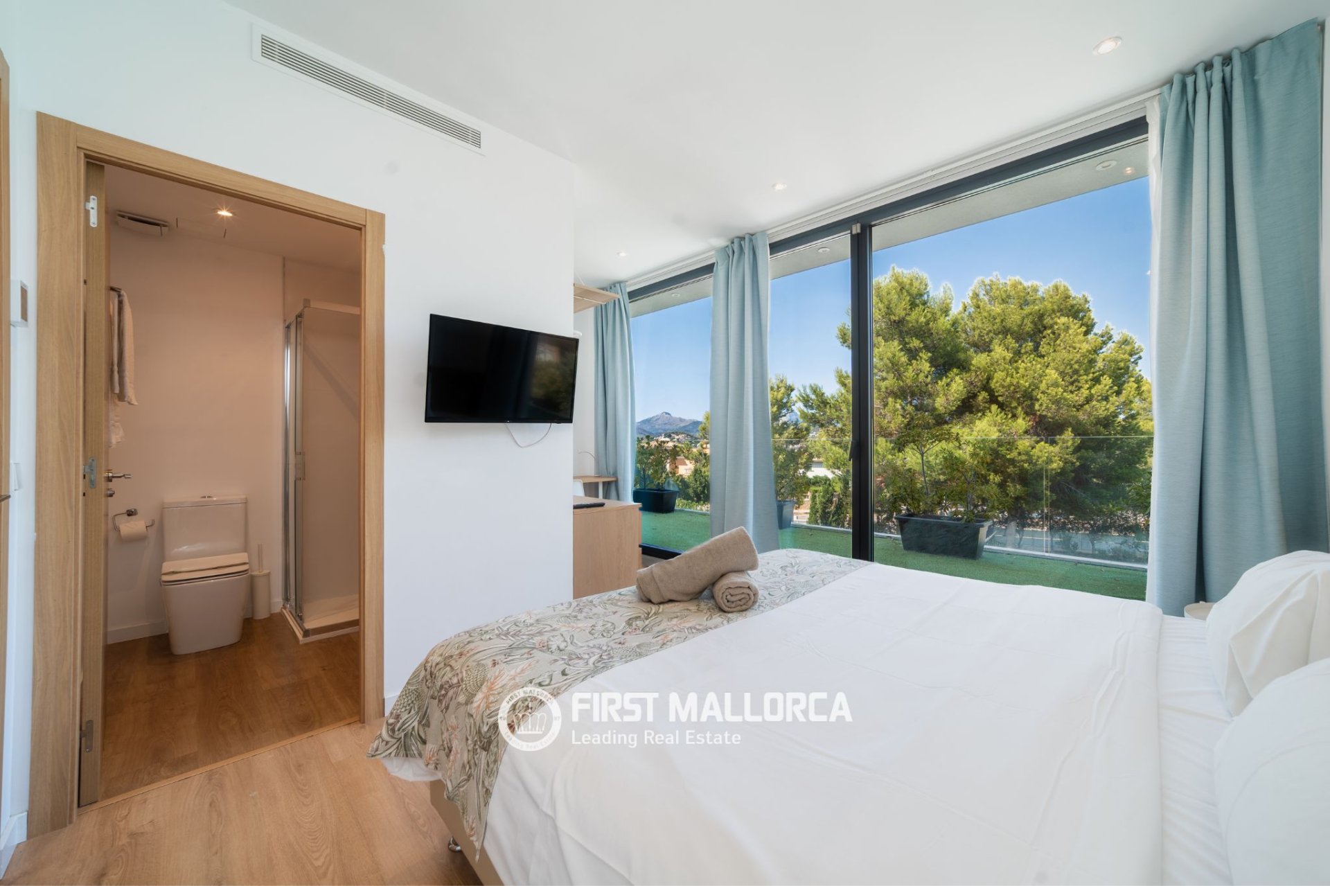 Huvila Santa Ponsa, Mallorca, Espanja 6 makuuhuonetta, 370 m2 No. 194867