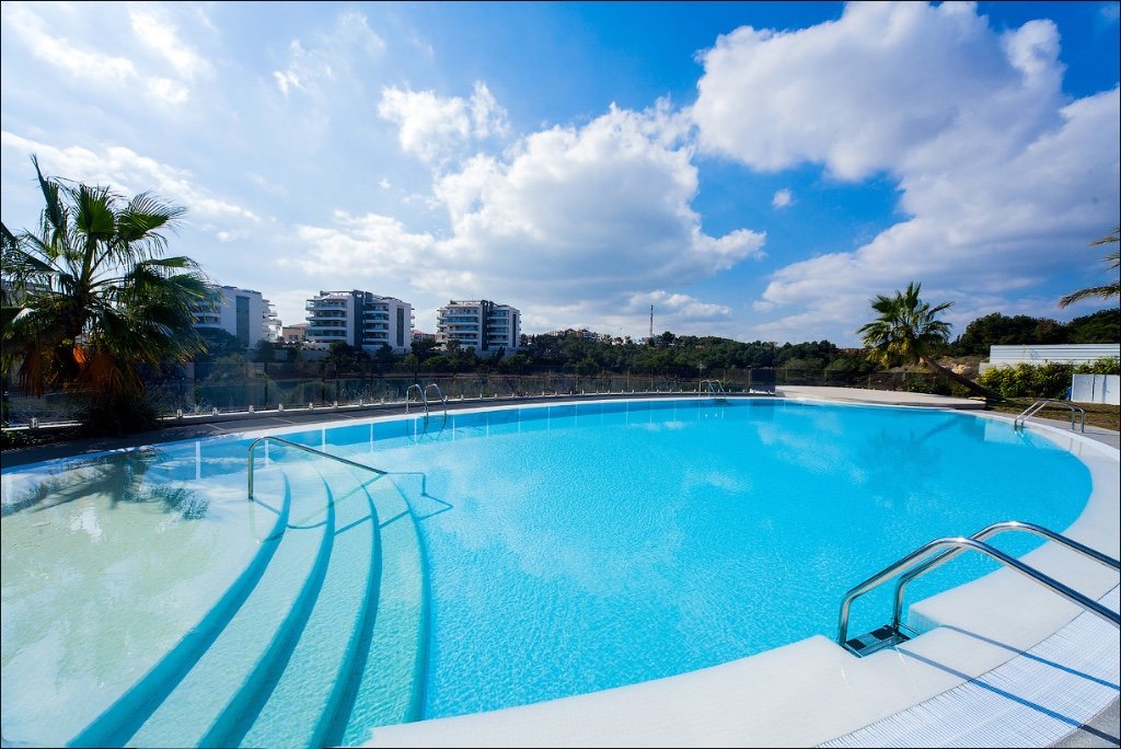 Apartment in Villamartin, Alicante, Spain 2 bedrooms, 75 sq.m. No. 144692