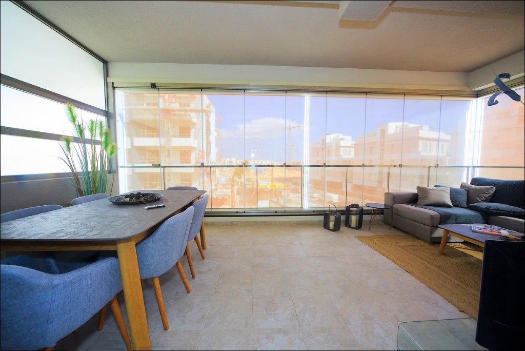 Apartment in Villamartin, Alicante, Spain 2 bedrooms, 75 sq.m. No. 144692