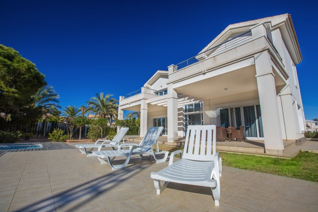 Villa in Cabo Roig, Alicante, Spanien 4 Schlafzimmer, 733 m2 Nr. 144695
